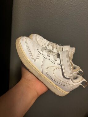 Nike Kids White Velcro Sneakers